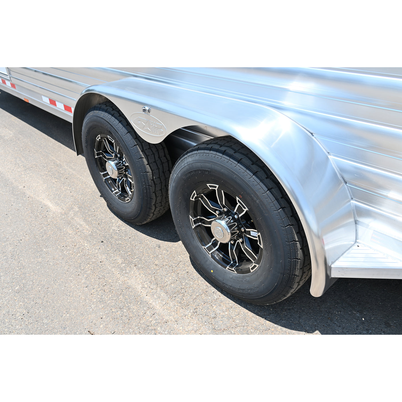 2026 4 Star 2+1 Straight Load 24' Gooseneck Trailer w/ Quiet Ride