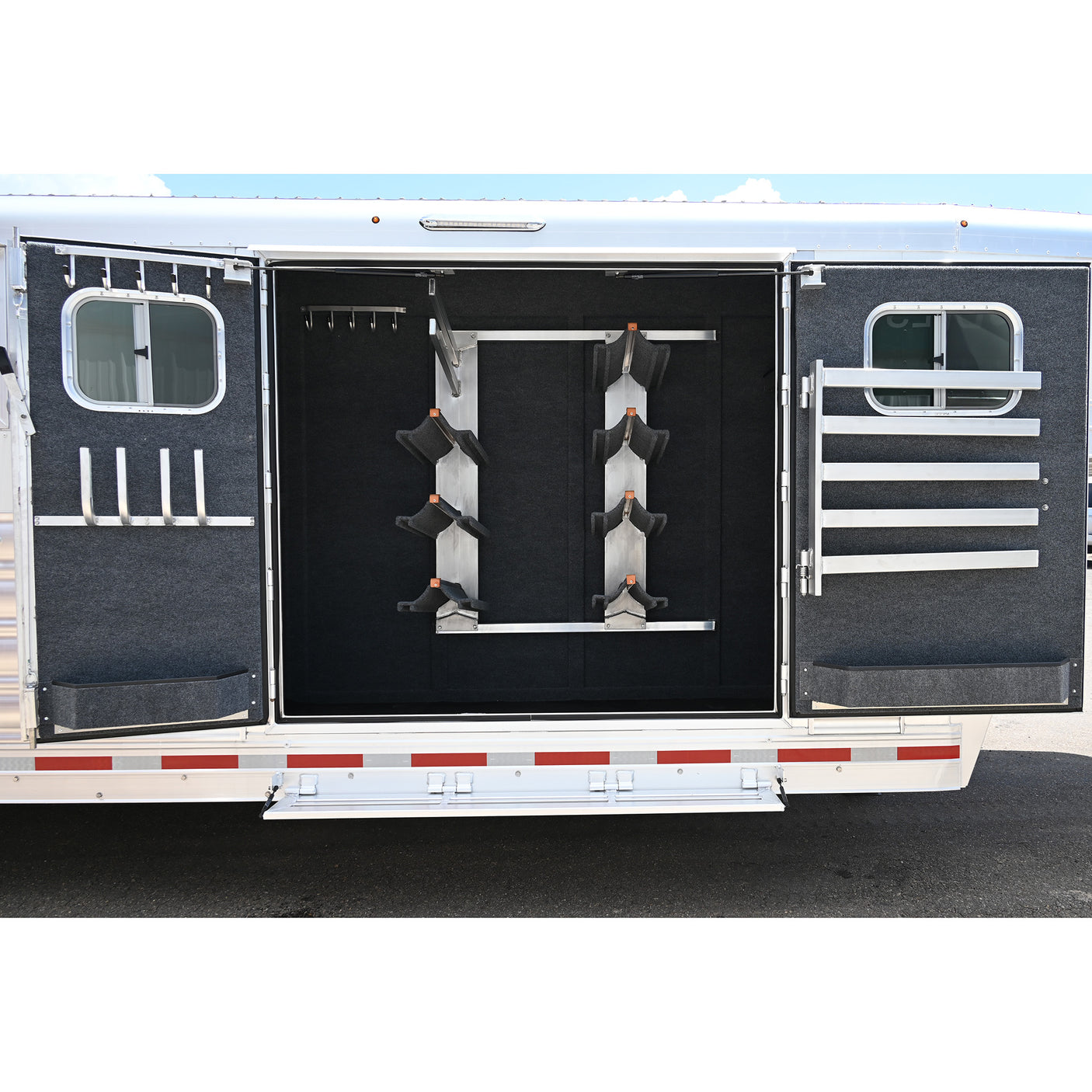 2025 Platinum 7 Horse, Trainers Tack, Rear Load, 10K axles