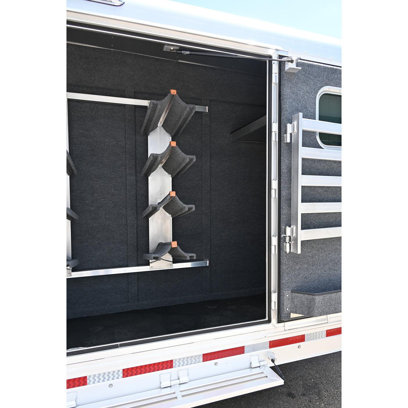 2025 Platinum 7 Horse, Trainers Tack, Rear Load, 10K axles