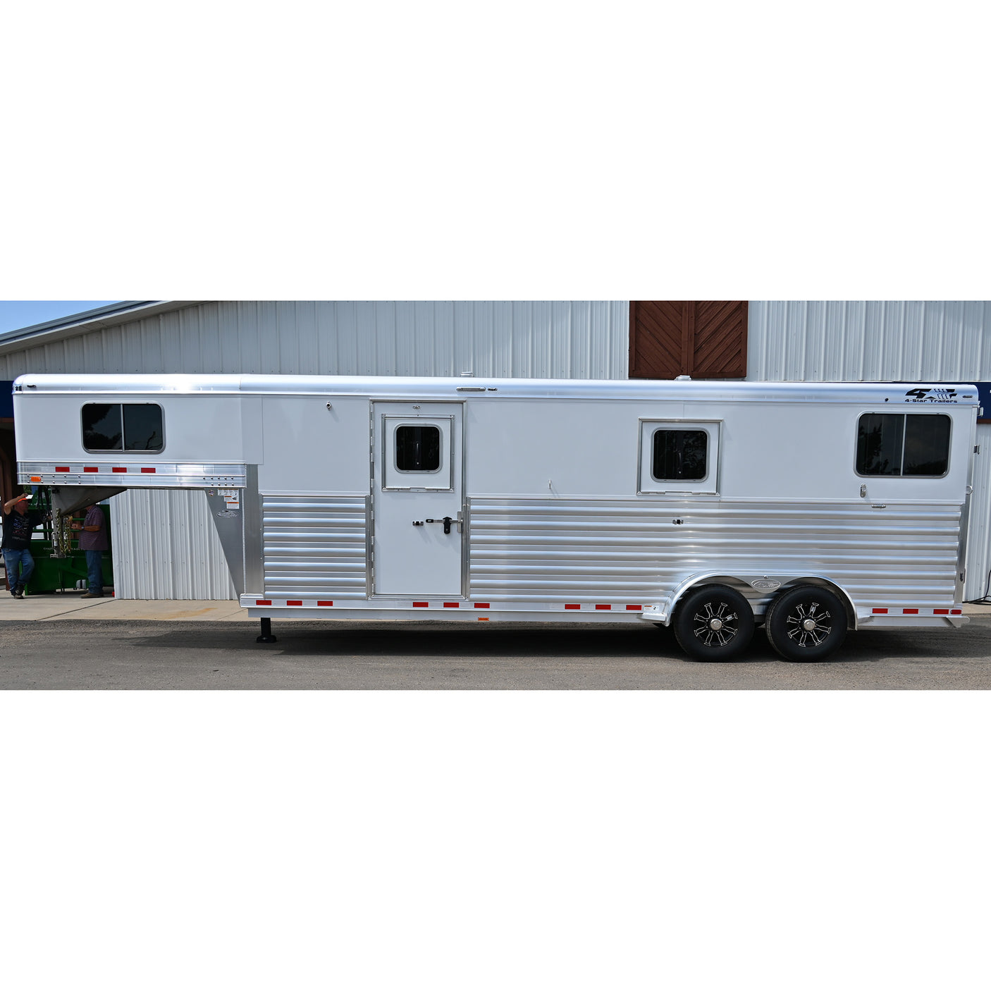 2026 4 Star 2+1 6'10" Wide x 24' Long x 7'6" Tall