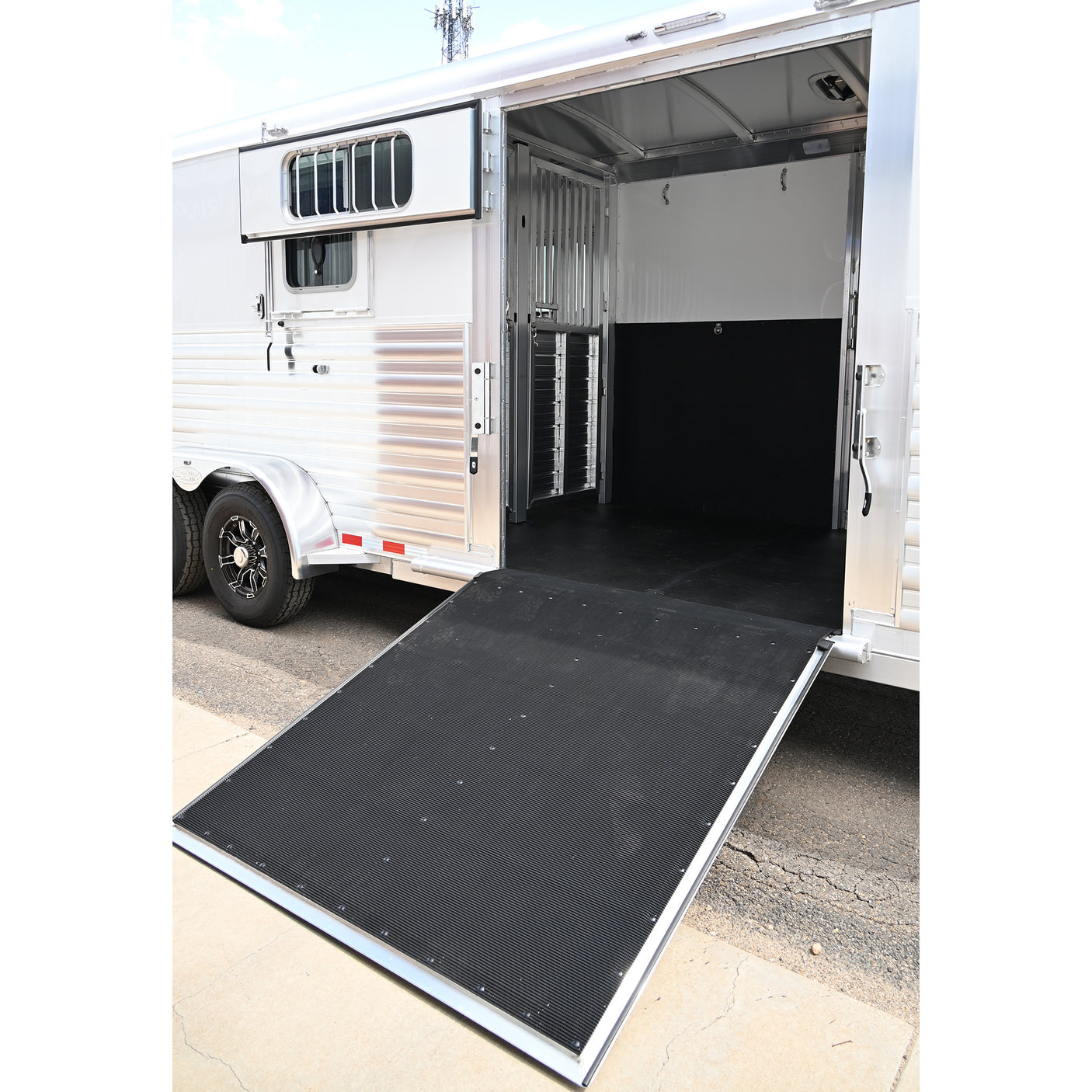 2026 4 Star 2+1 6'10" Wide x 24' Long x 7'6" Tall