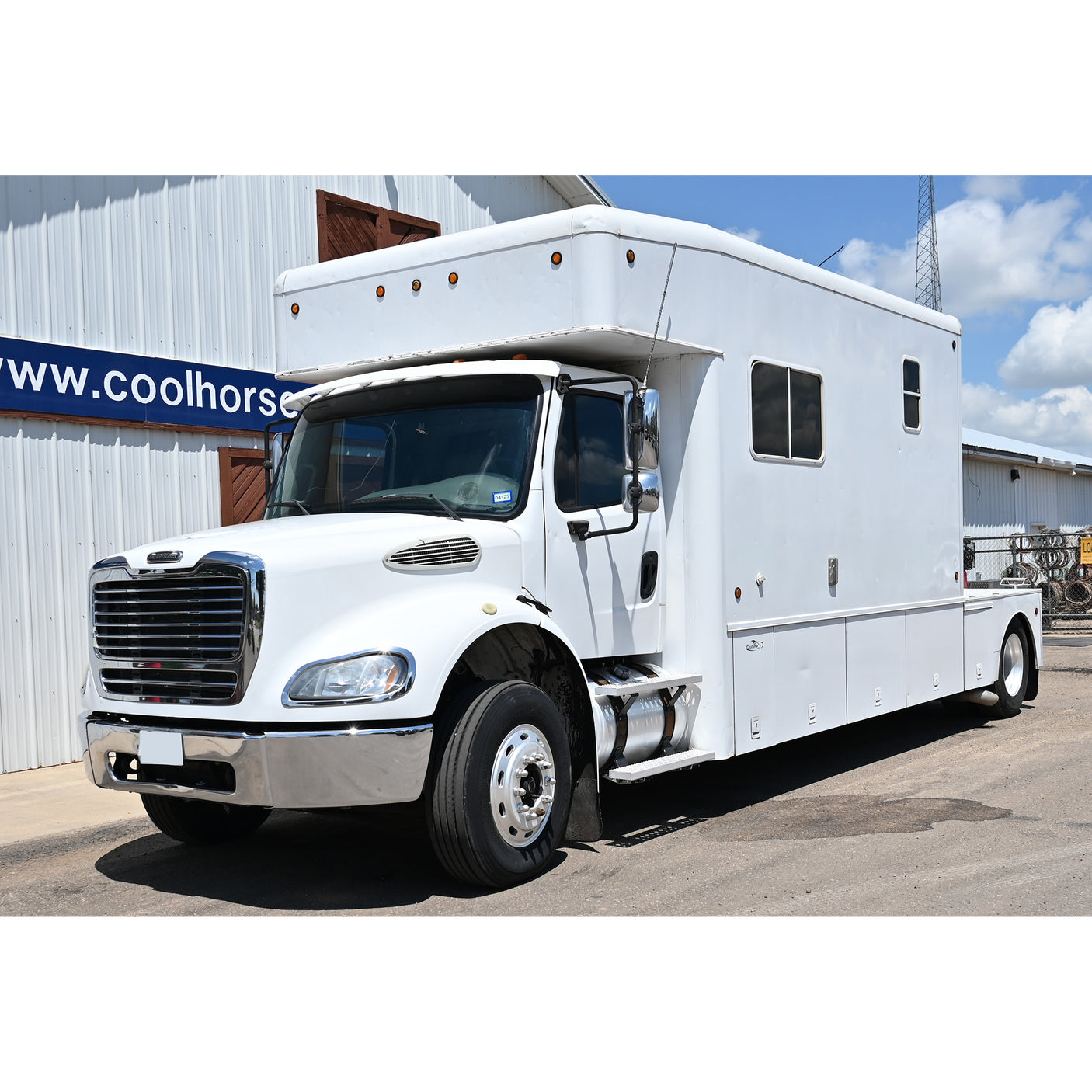 2005 Freightliner M2 Step Deck with 13' LQ and 7'6" Bed