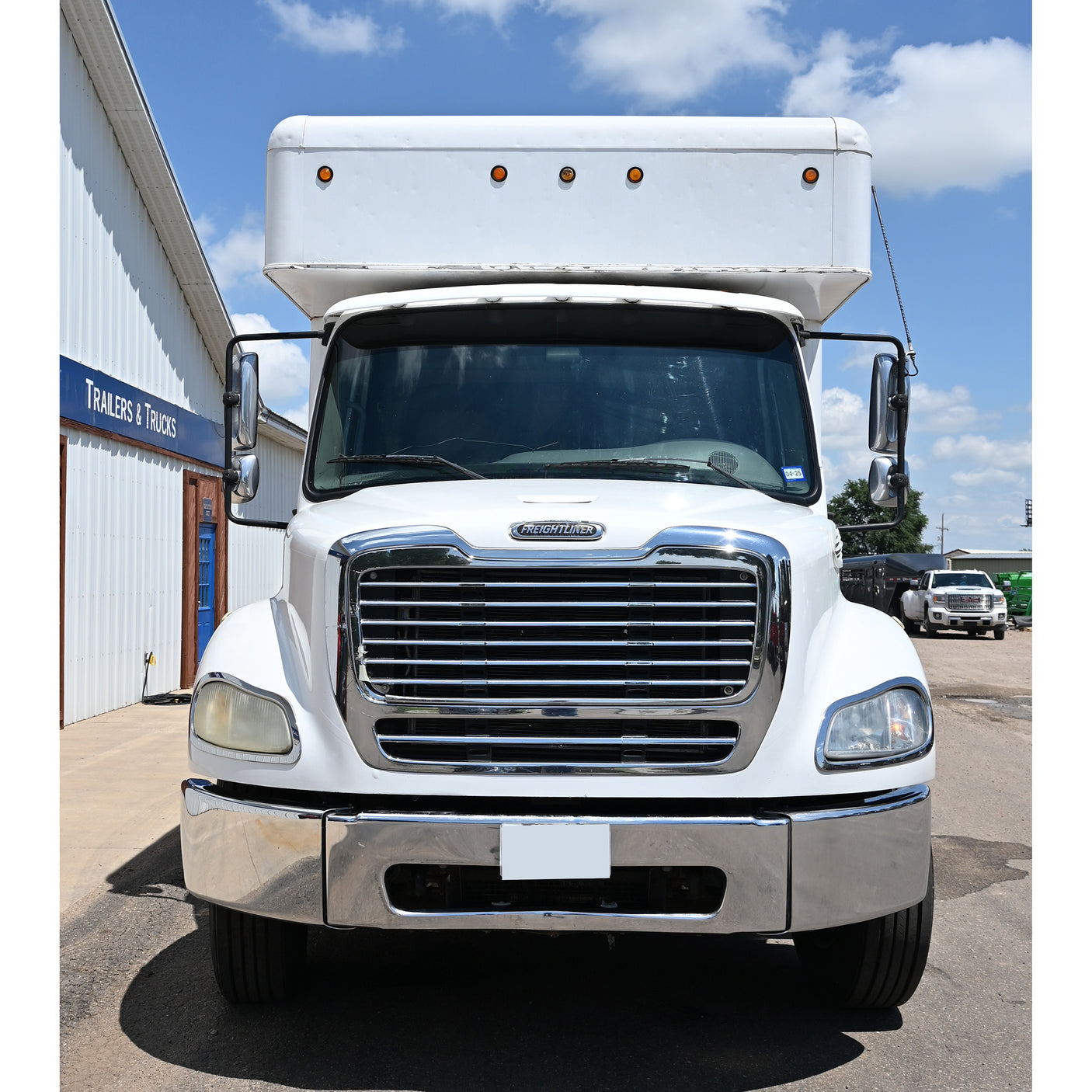 2005 Freightliner M2 Step Deck with 13' LQ and 7'6" Bed