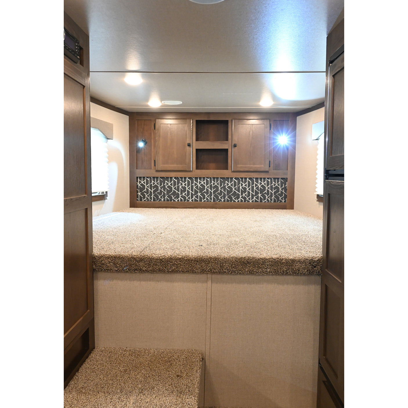 2025 Lakota Charger 4 Horse 11' Living Quarter Model C8411RKSL