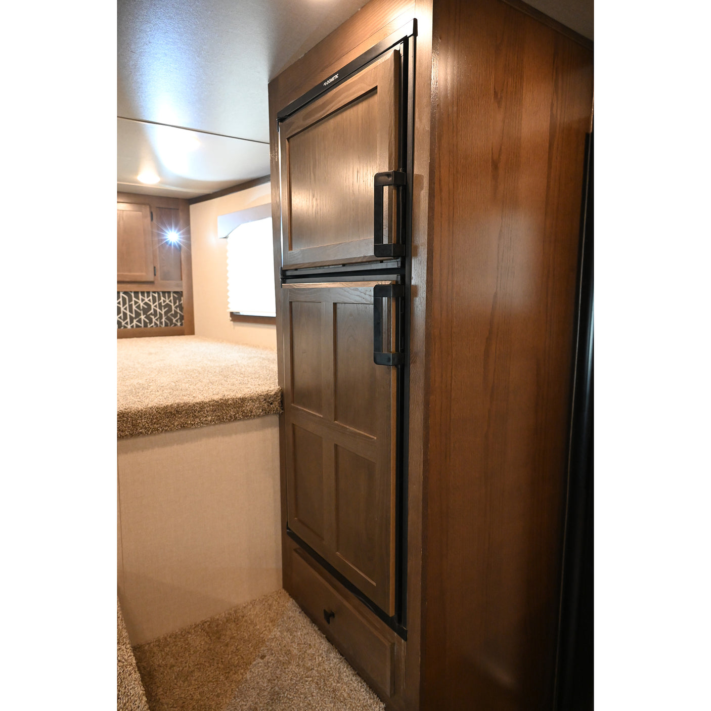 2025 Lakota Charger 4 Horse 11' Living Quarter Model C8411RKSL