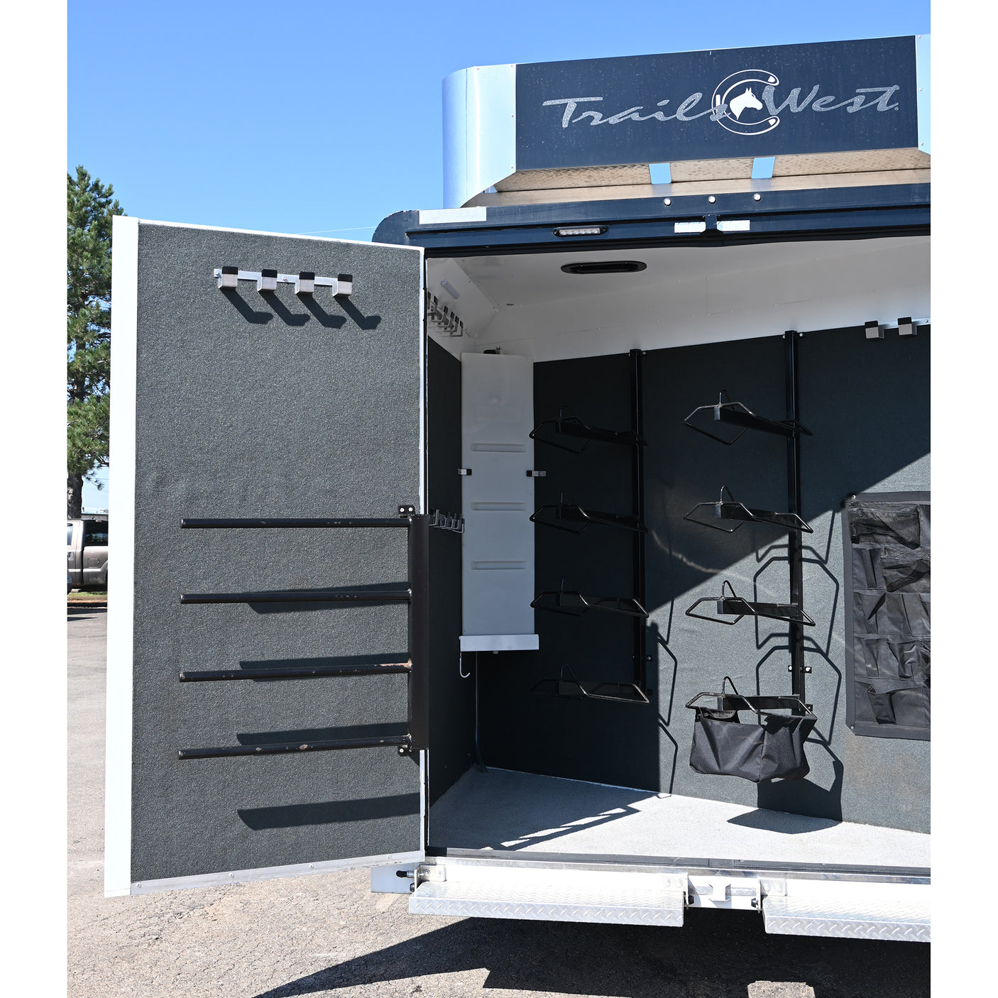 2024 Trails West Sierra 6 Horse Trainer's Trailer