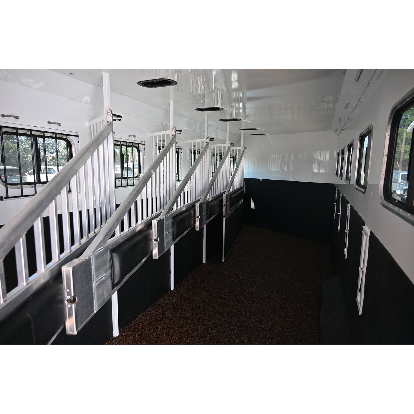 2024 Trails West Sierra 6 Horse Trainer's Trailer
