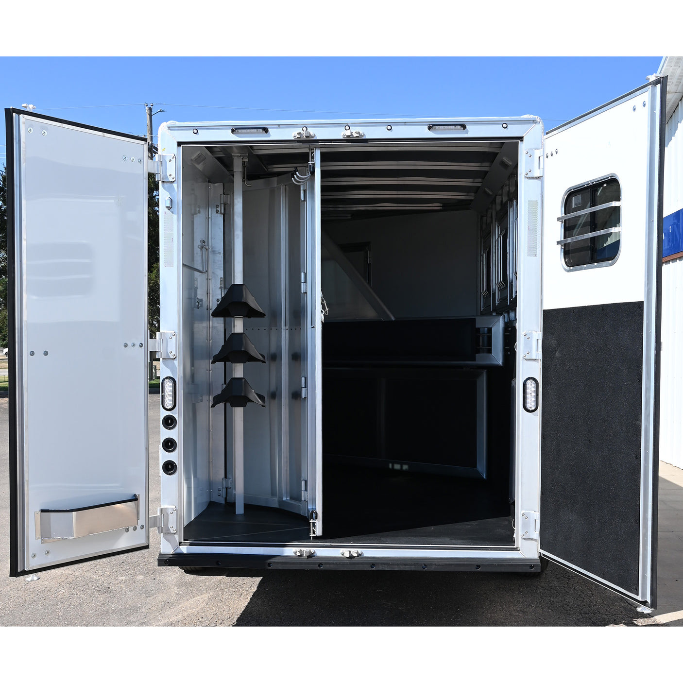 2026 Lakota Colt 3 Horse Trailer with 9' Living Quarter