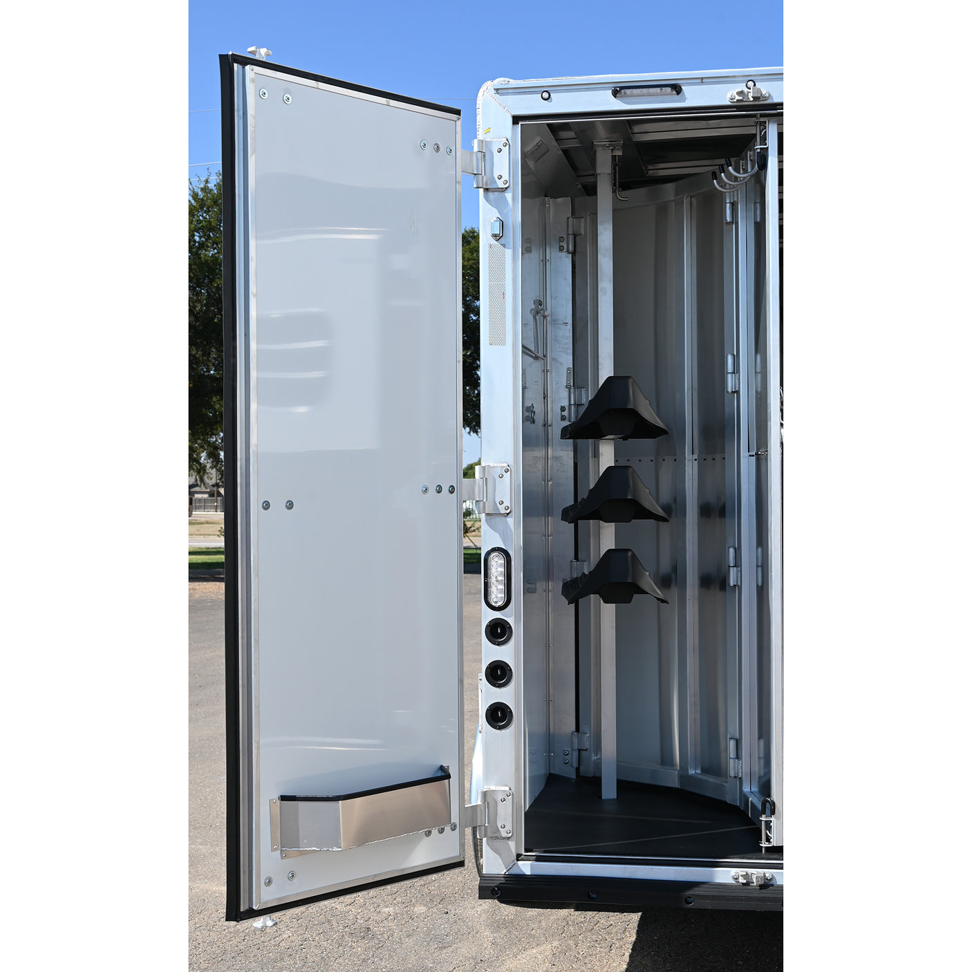 2026 Lakota Colt 3 Horse Trailer with 9' Living Quarter