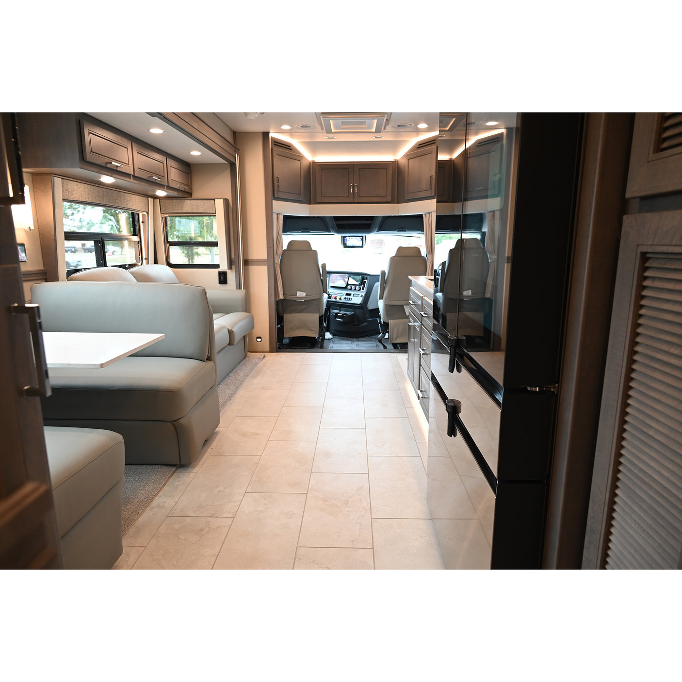 SOLD! 2026 Renegade XL 45' Super C X45BBC Bunk House Model, Freightliner Cascadia 600HP