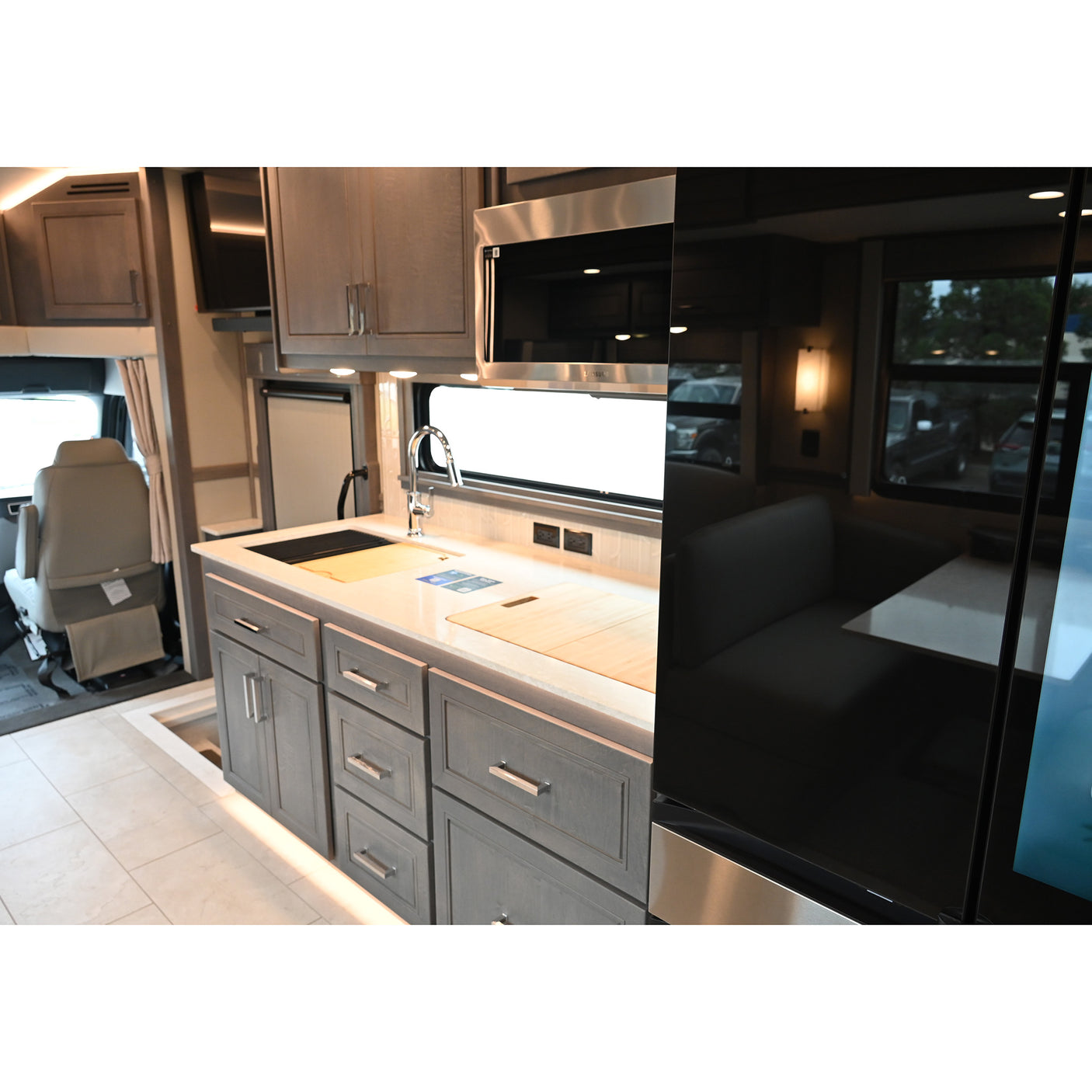 SOLD! 2026 Renegade XL 45' Super C X45BBC Bunk House Model, Freightliner Cascadia 600HP