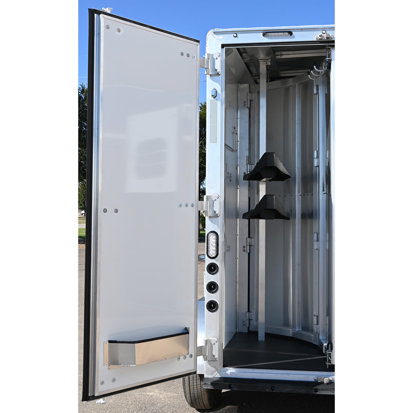 2026 Lakota 2 Horse Trailer Colt 7' Living Quarter 6'9" Wide, Model C027