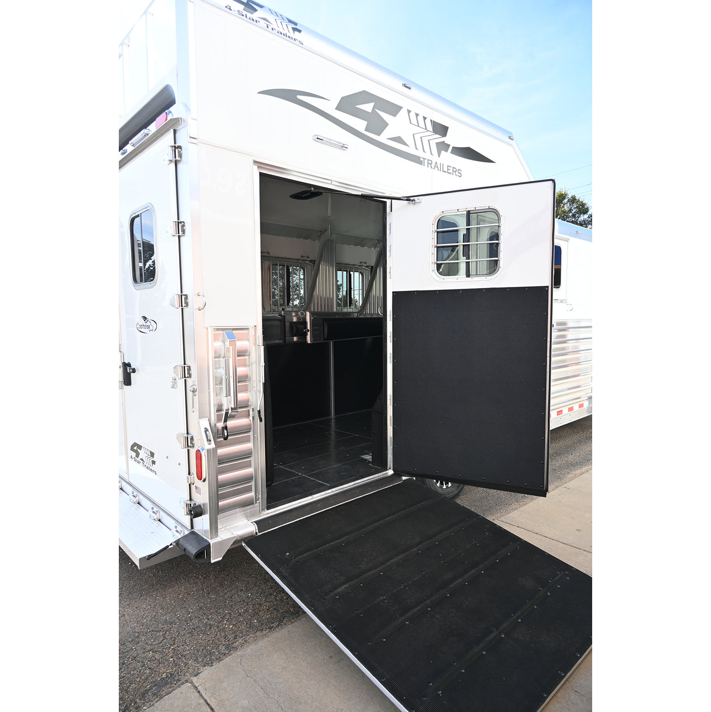 2026 4 Star 4 Horse Bumper Side Load Pull Loaded Horse Trailer