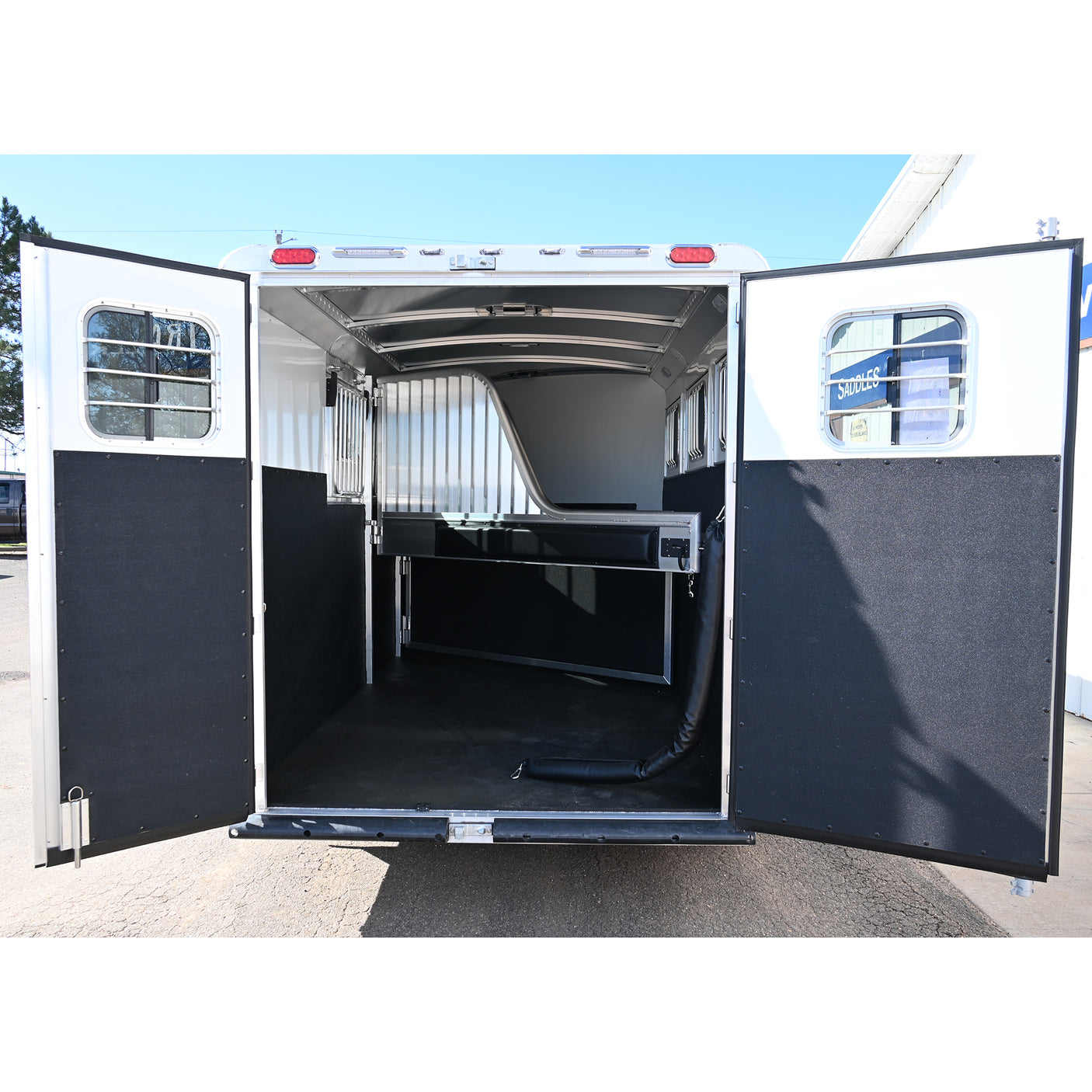 SALE PENDING! 2026 4 Star 3 Horse Trailer 6'10" Wide x 18' Long
