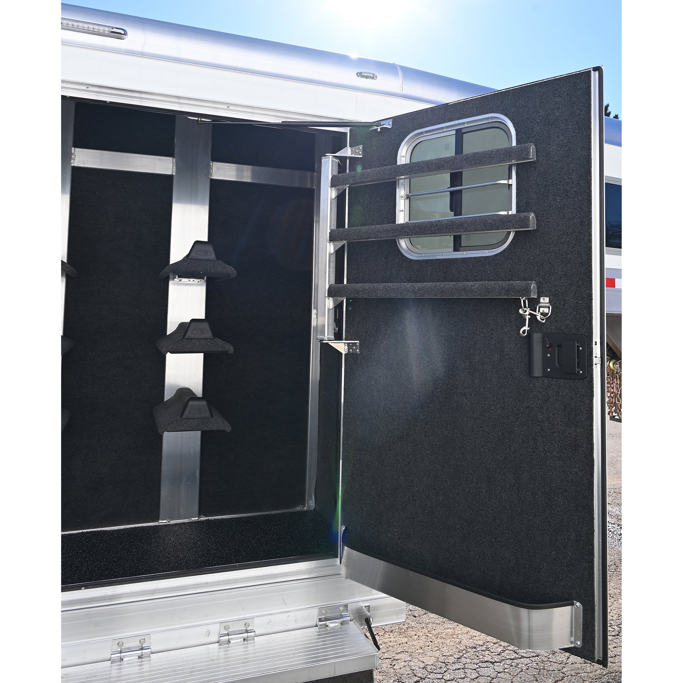 2026 4 Star 24' Deluxe Stock Combo with Cowboy Tack w/ CoolFloor