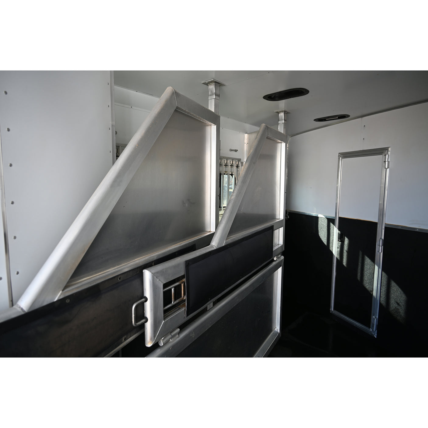 2022 Lakota Charger 3 Horse Trailer with 11' Living Quarter
