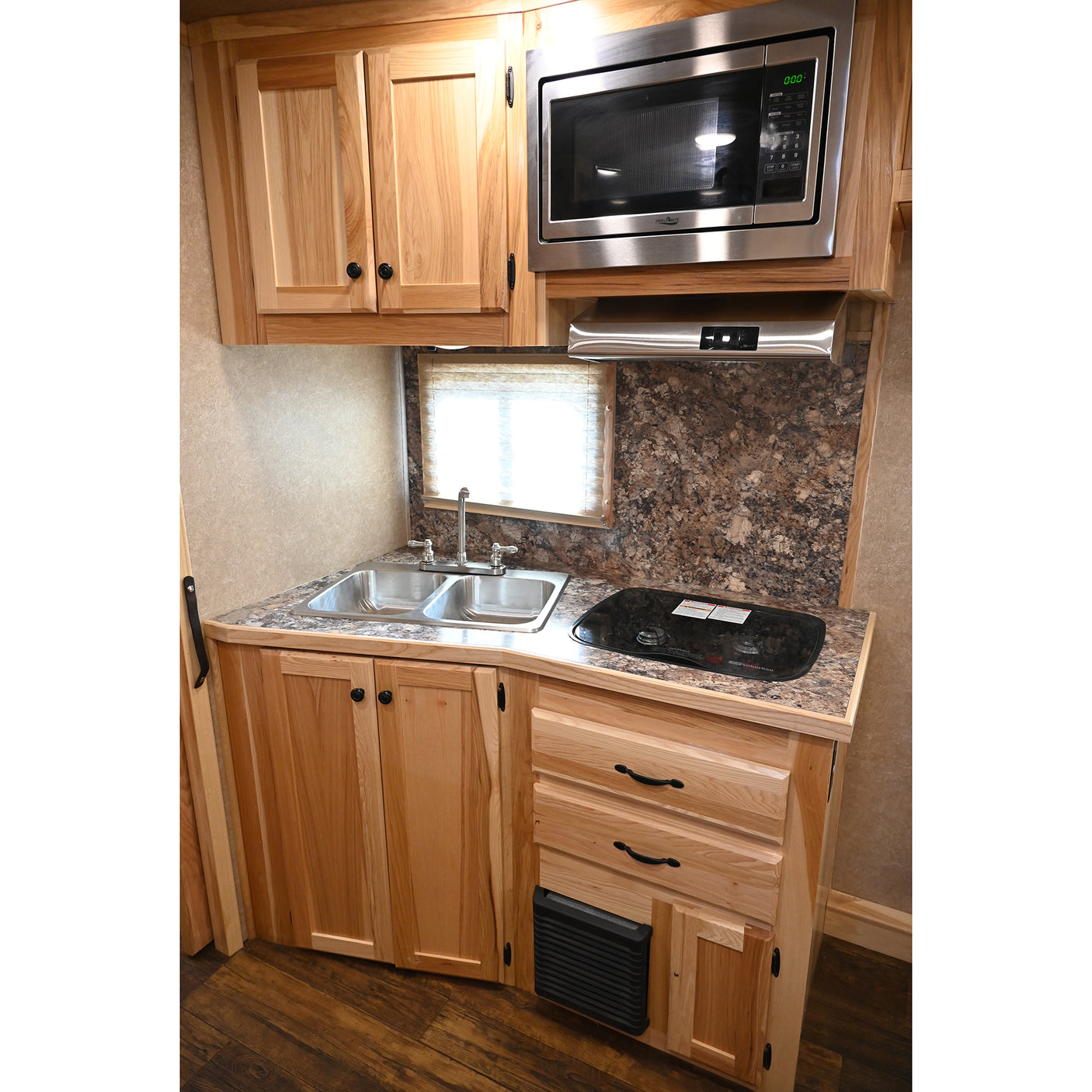 2022 Lakota Charger 3 Horse Trailer with 11' Living Quarter