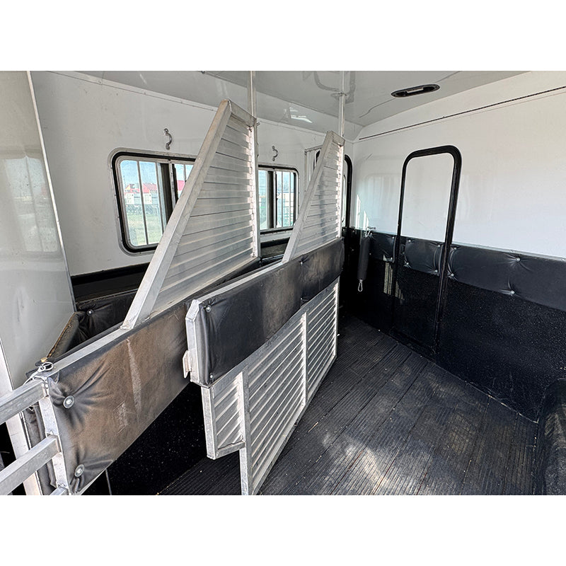 2017 Hoosier 3 Horse 12' Living Quarter