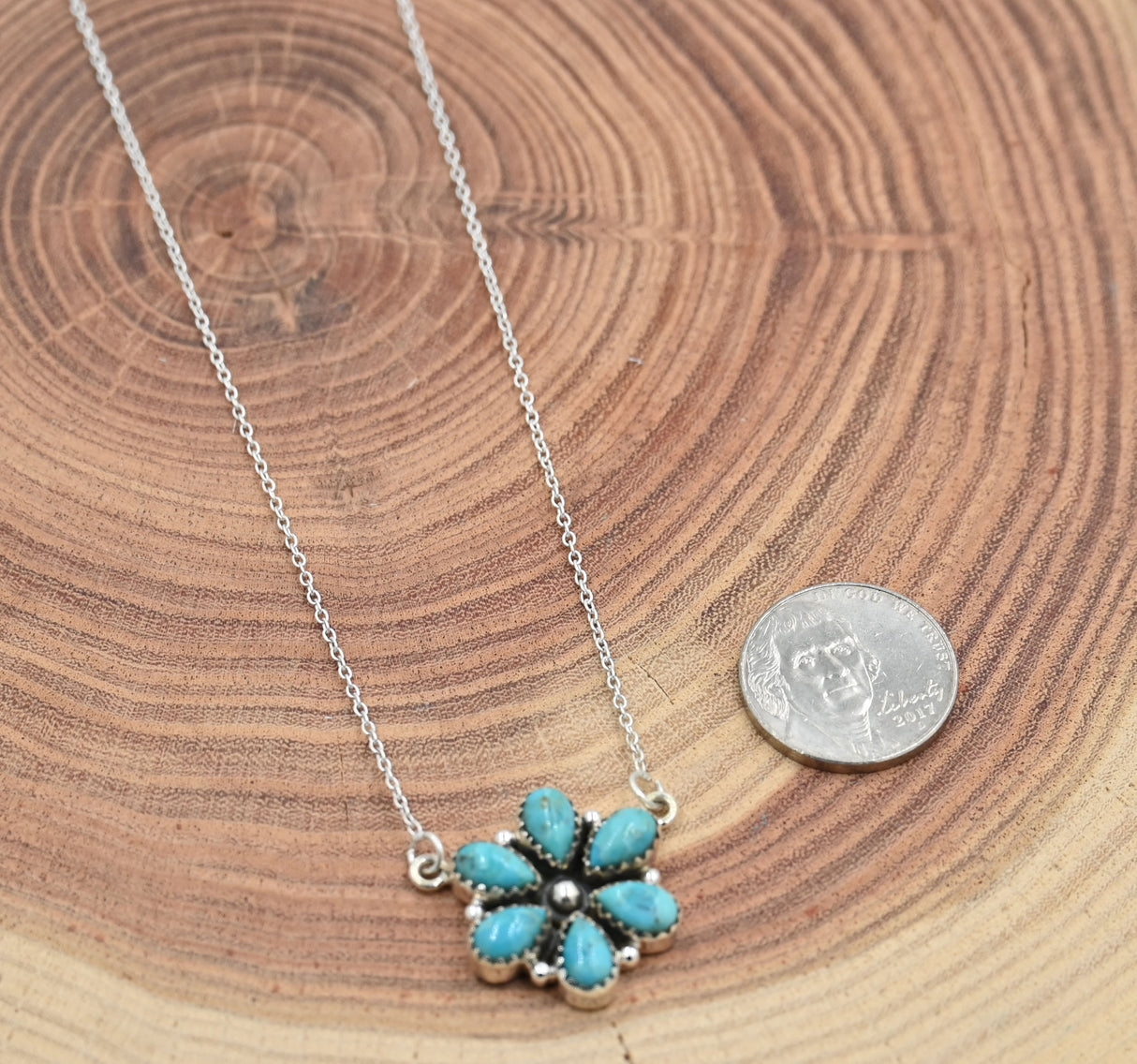 The Mia Necklace