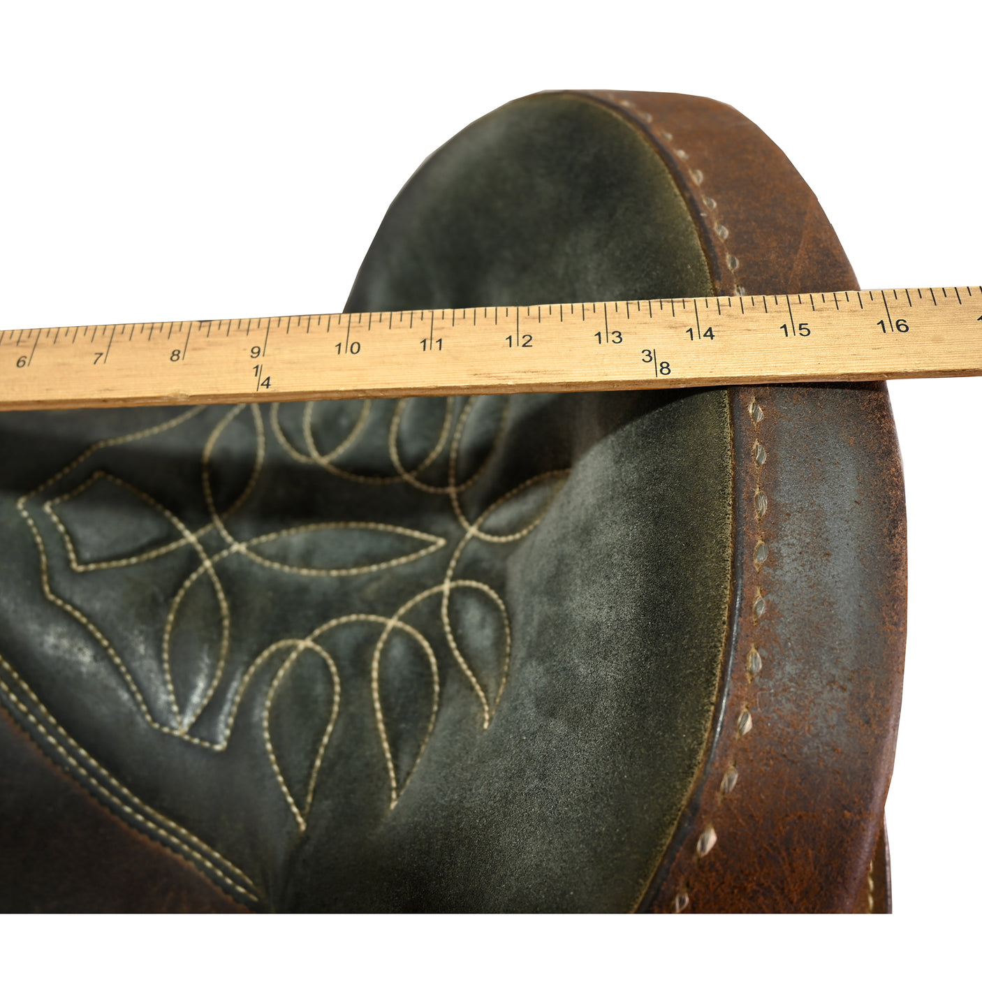 SOLD! Used 14" Double J Lynn McKenzie Nueva Barrel Racing Saddle