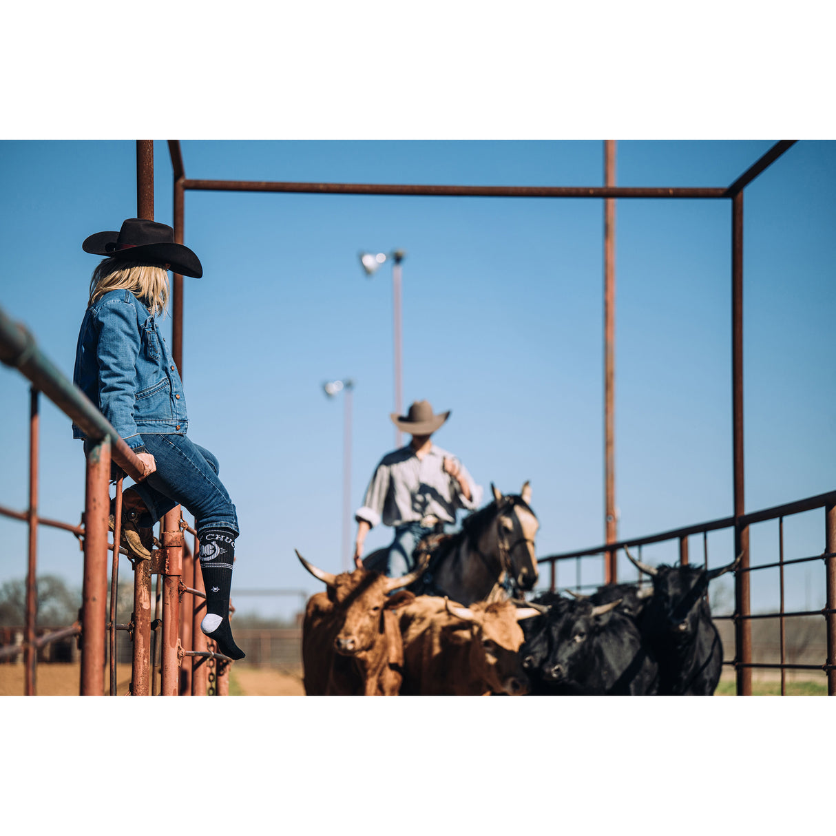 Lucky Chuck Retro Black/White Western Performance Socks