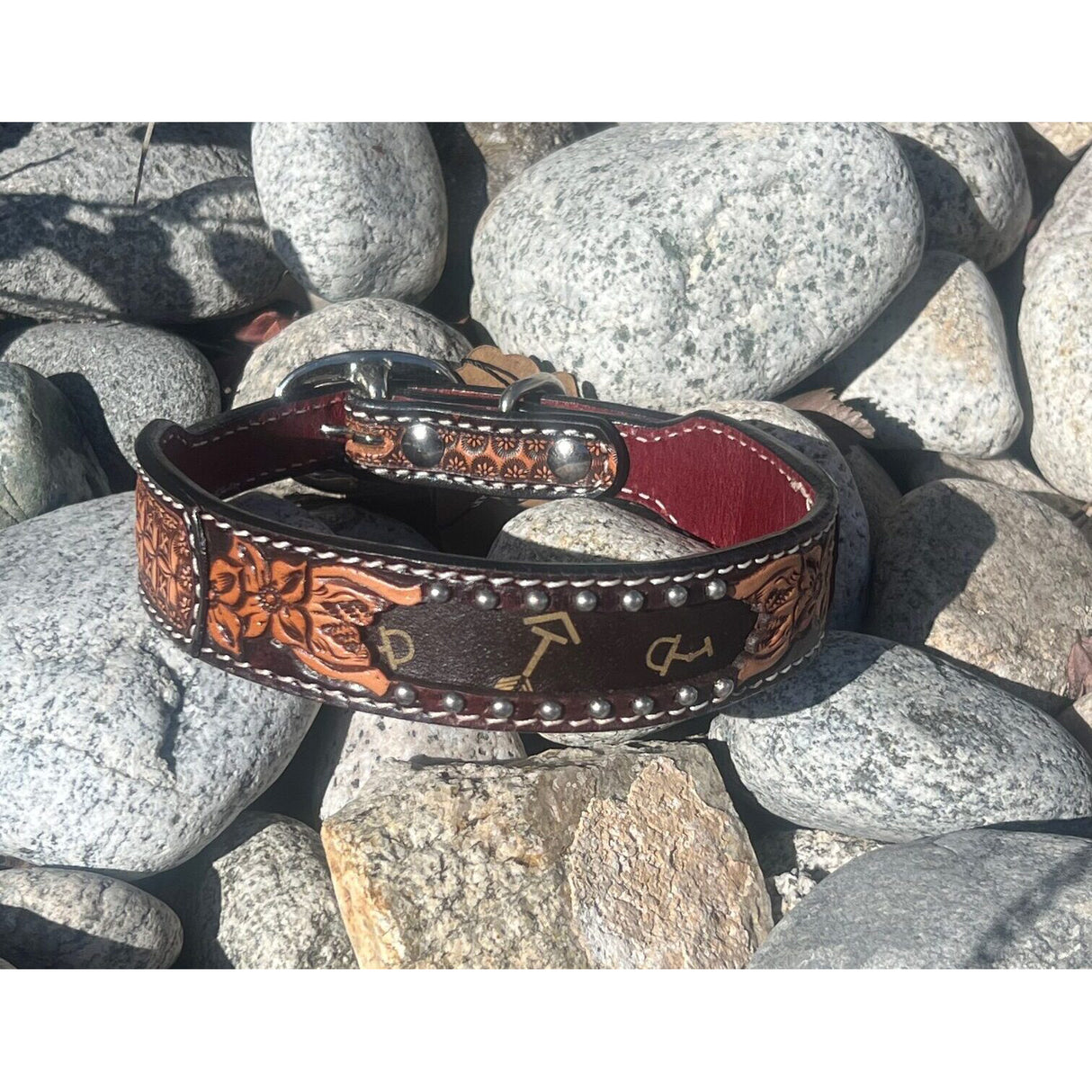 Rafter T Ranch Co. Dog Collar with Designer Inspired Tan Printed Arrows