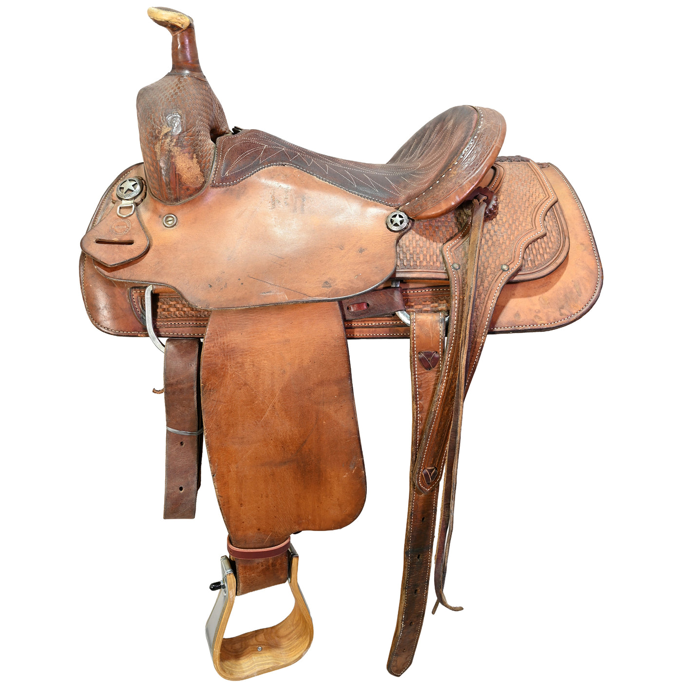 Used 15.5" Sanchez Team Roping Saddle