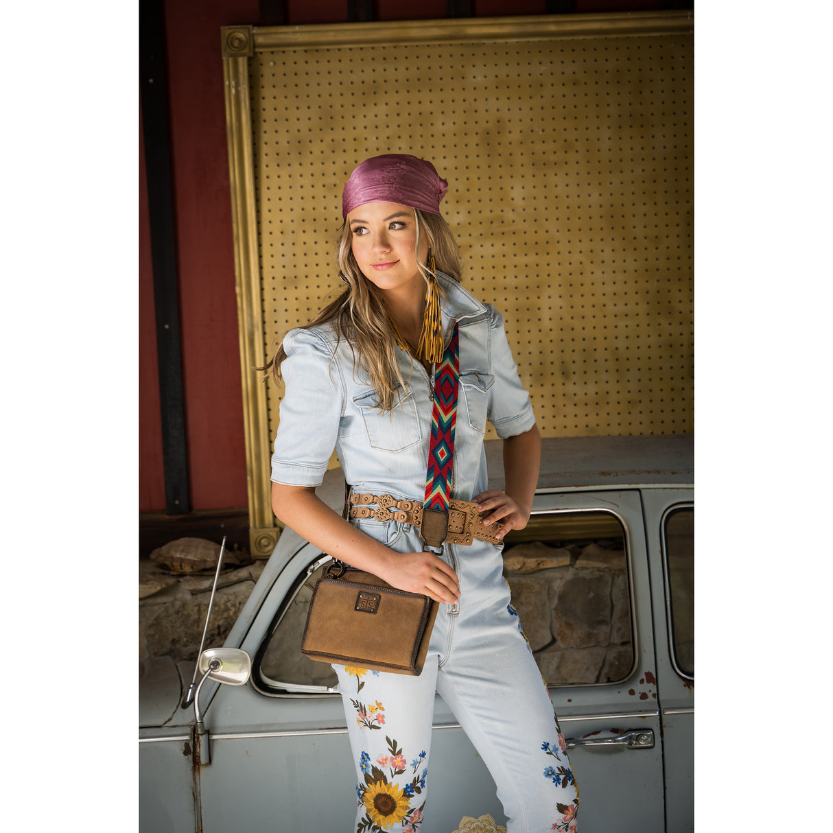 STS Ranchwear Baroness Basic Bliss Lily Crossbody
