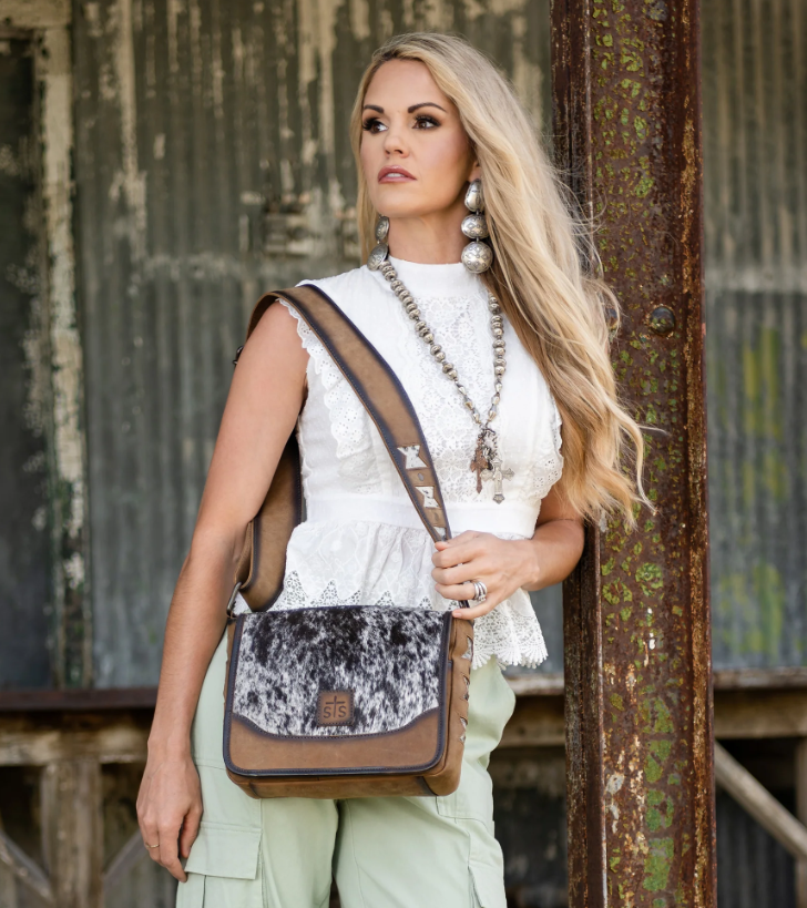 STS Ranchwear Roswell Cowhide Della Crossbody Purse