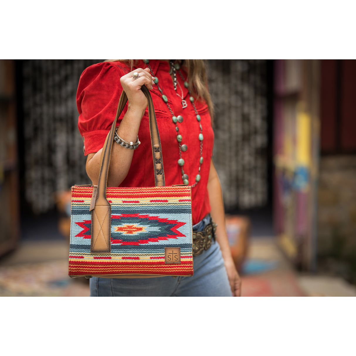 STS Ranchwear Chaynee Valley Serape Ruby Purse