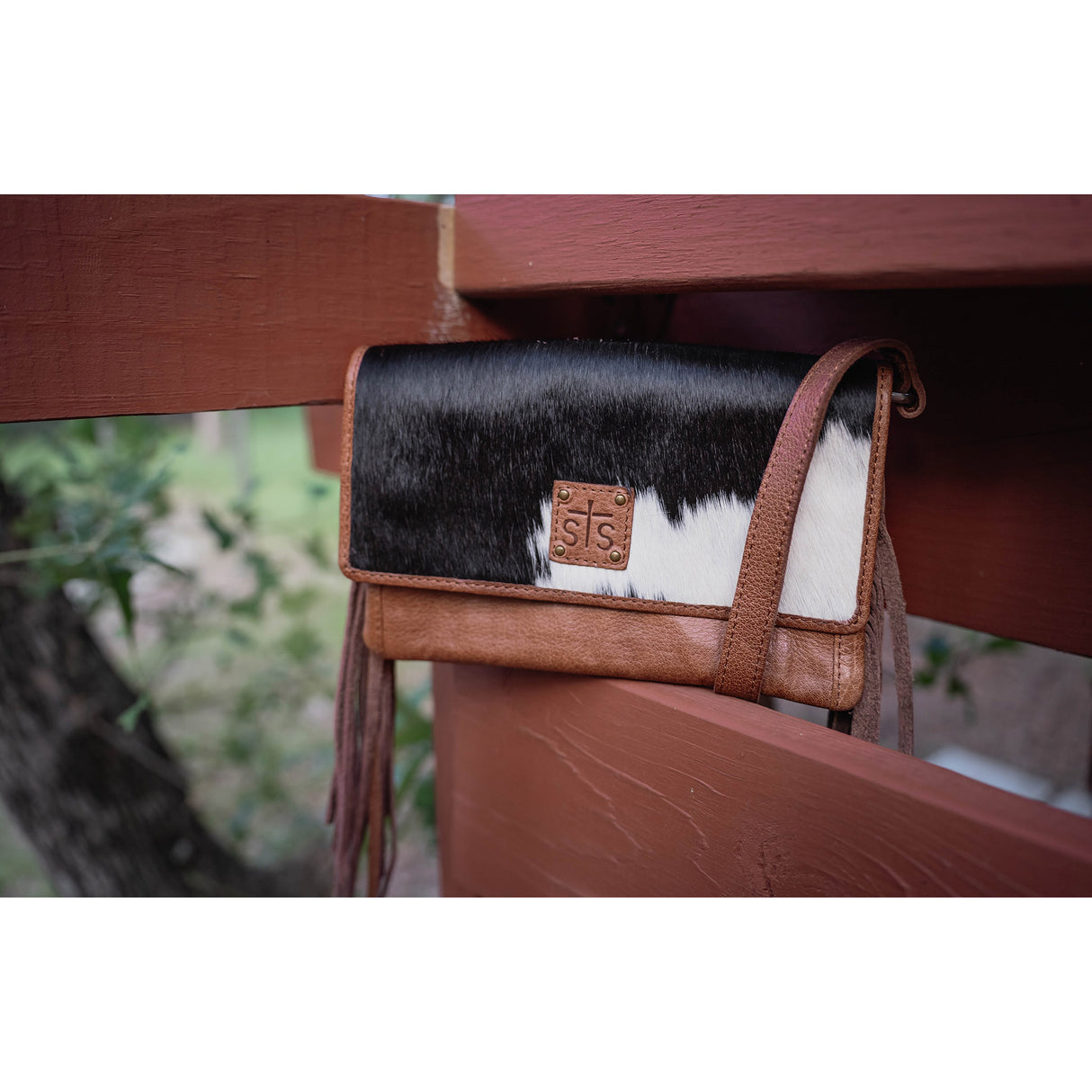 STS Ranchwear Indie Cowhide Harper Crossbody Purse