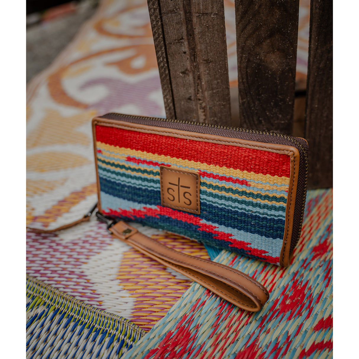 STS Ranchwear Chaynee Valley Serape Ladies Bifold