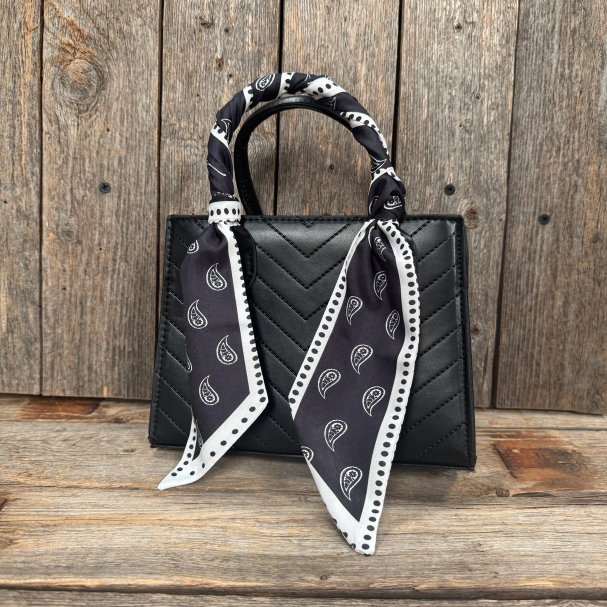 Rodeo Drive Black and White Paisley Print Twilly