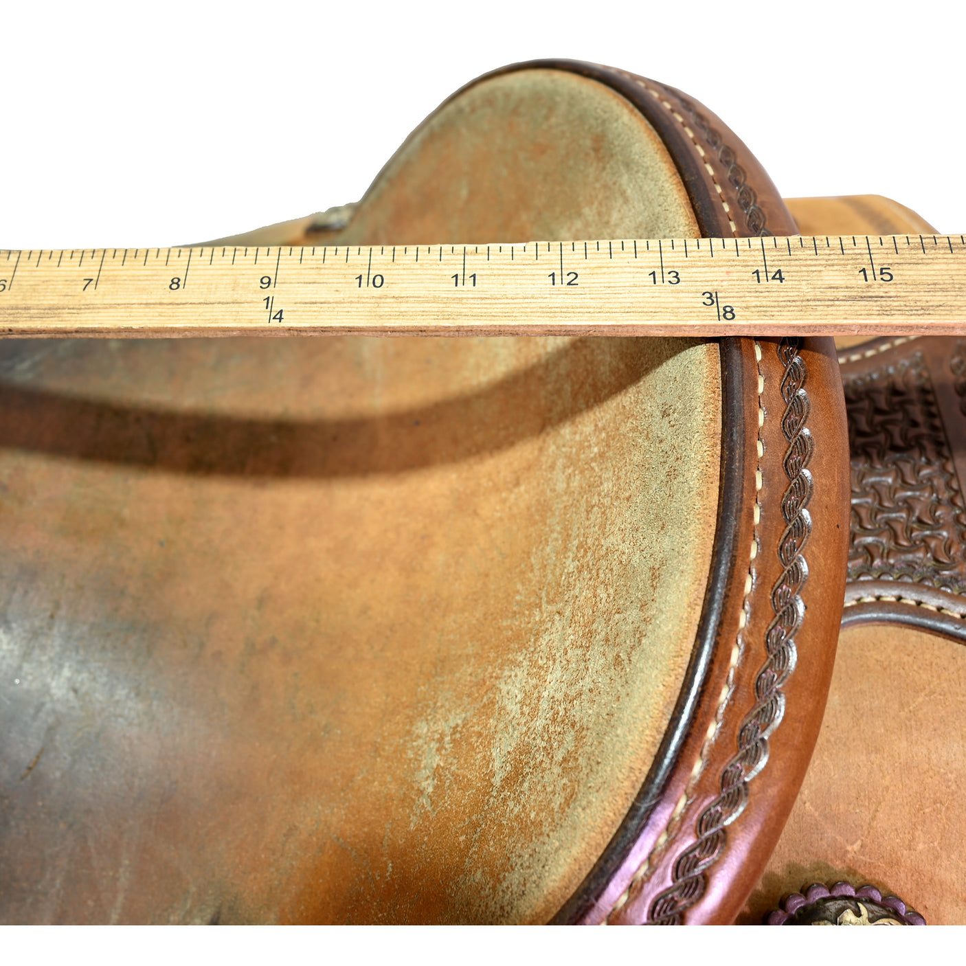 Used 13.5" Coats Team Roping Saddle