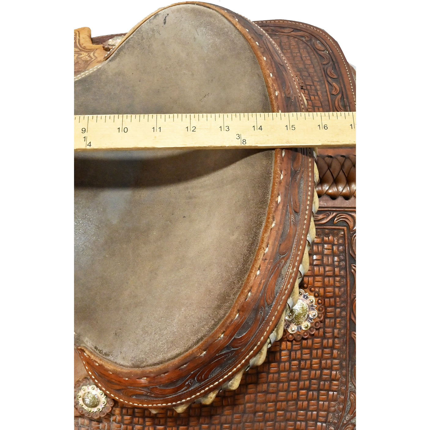 SALE PENDING! Used 14.5" Circle Y Team Roping Saddle