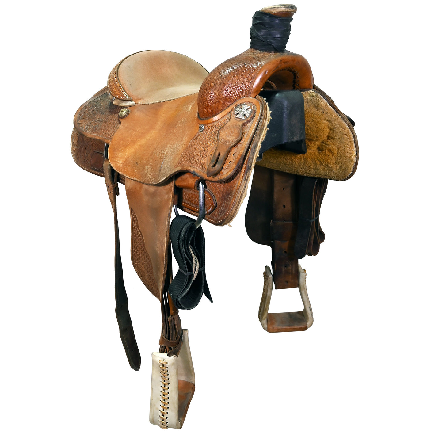 Used 15.5" Seven D Team Roping Saddle