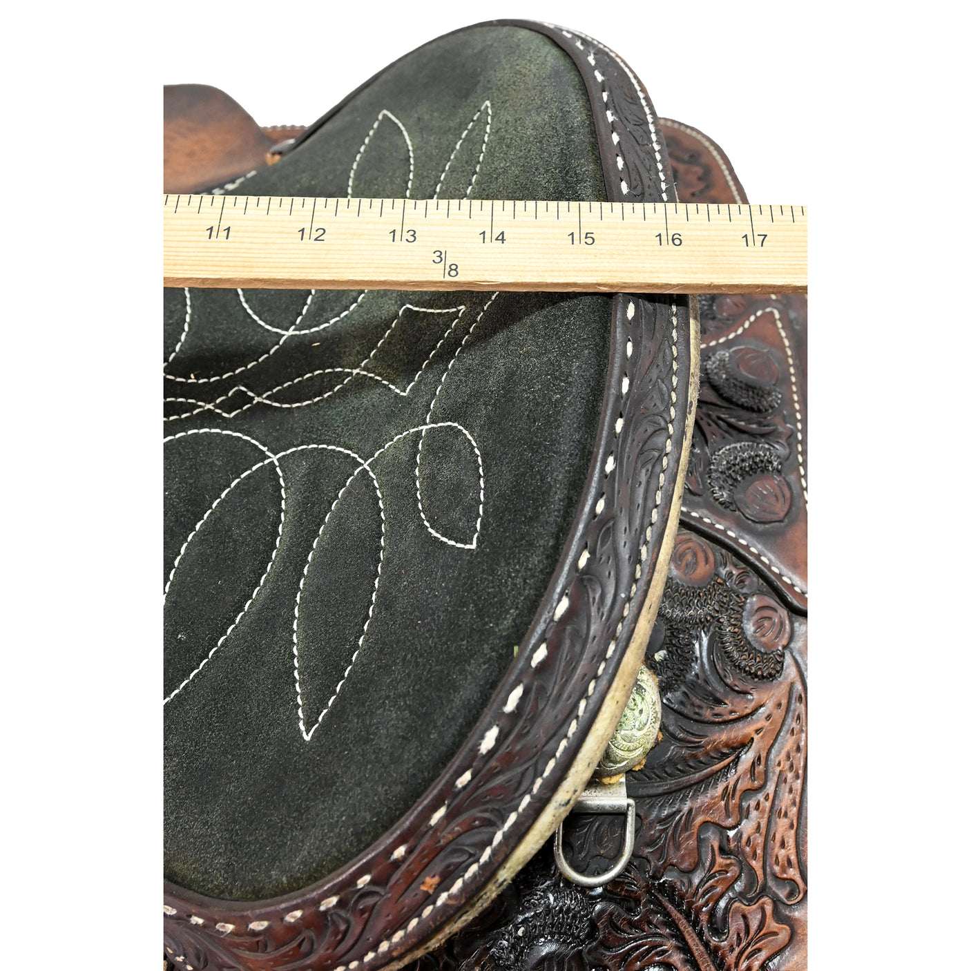 SOLD! Used 15.5" Circle Y Team Roping Saddle