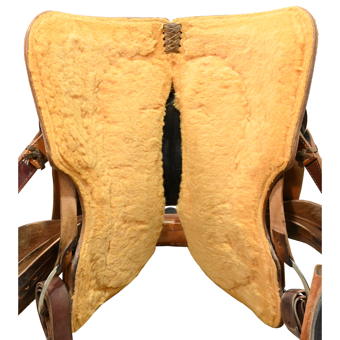 Used 15.5" NRS Competitor Team Roping Saddle