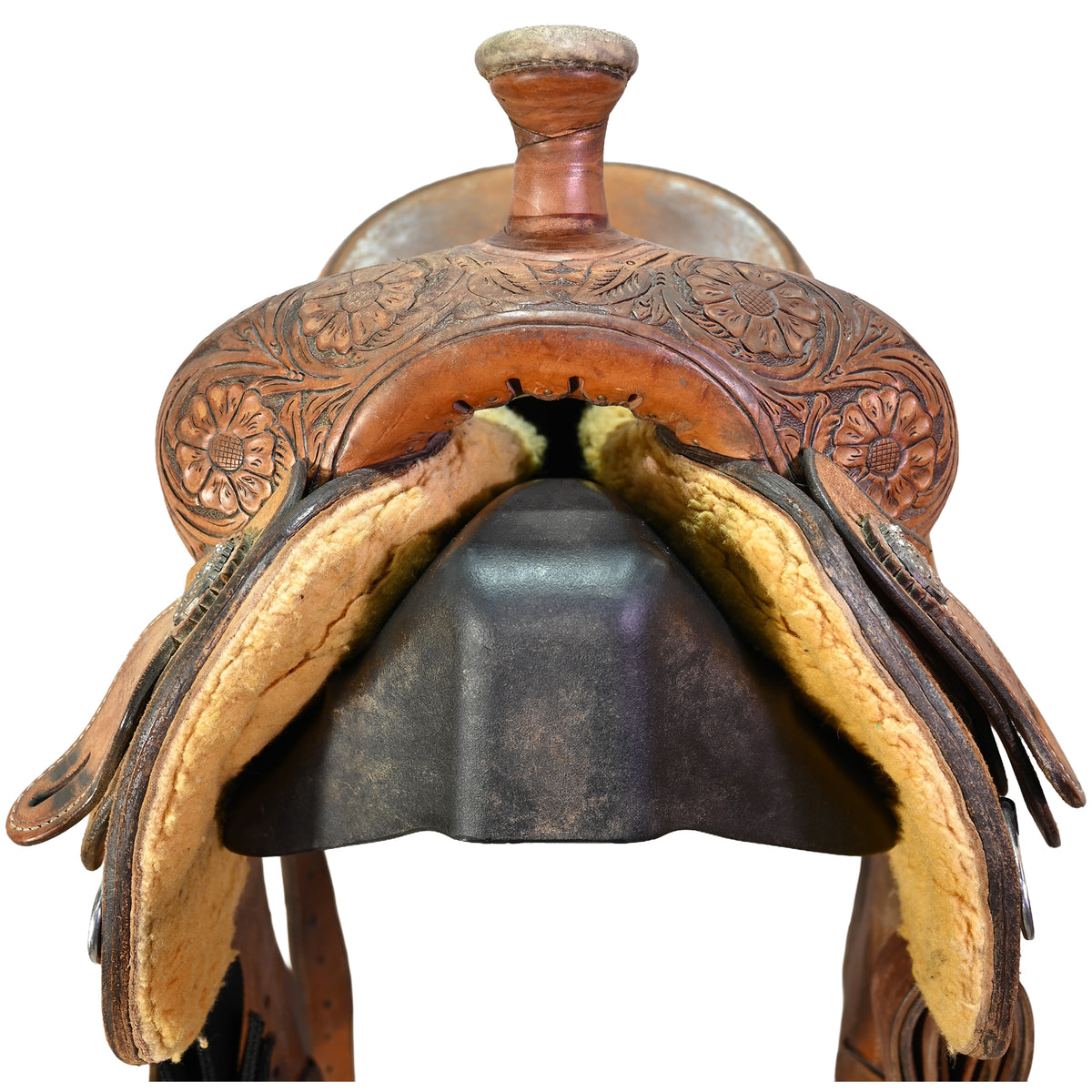 Used 15.5" Truth Qualifier Team Roping Saddle