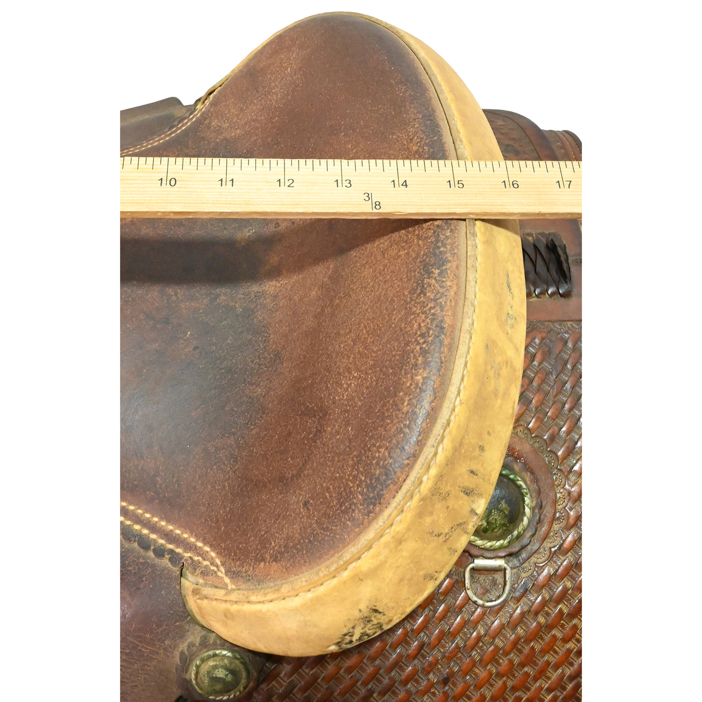 Used 15" Brad McClellan Roping Saddle
