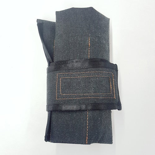 Well Shod Knife Roll