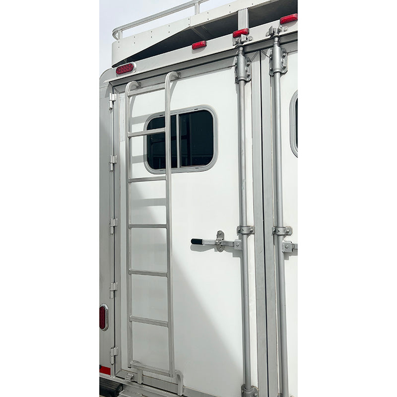 Platinum Hay Pod with Ladder