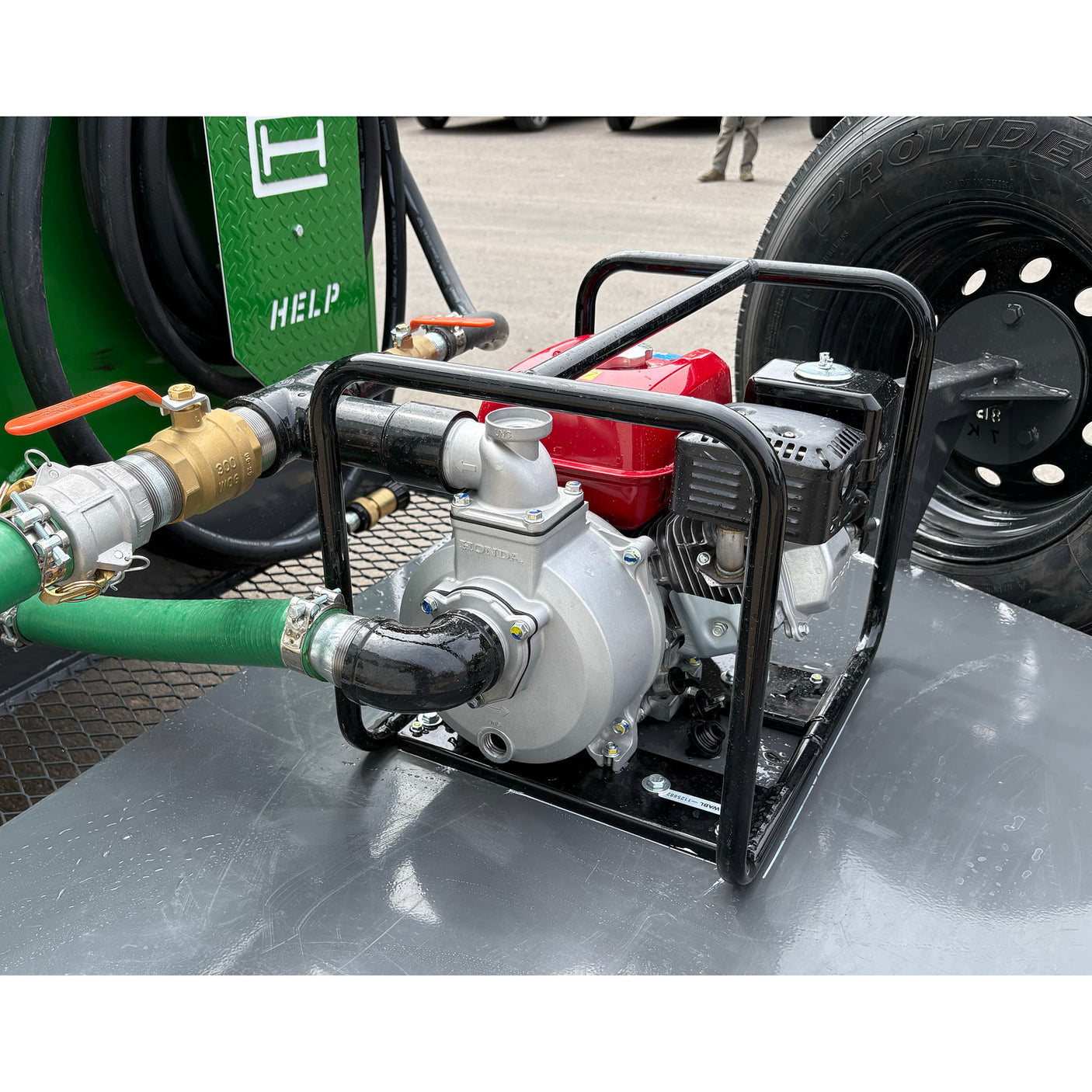 2027 Chute Help 1000 Gallon Metal Water Wagon